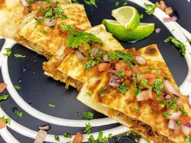 La Pachanga Calle Loiza 7 272057286 153432570361241 5446688841790050714 n