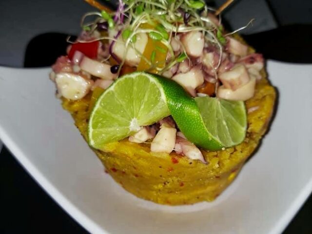 401 BAR and GRILL Dorado 4