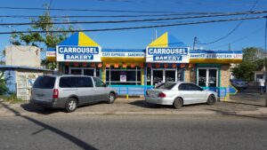 Bermudas Arecibo 12 Carrousel Bakery Arecibo