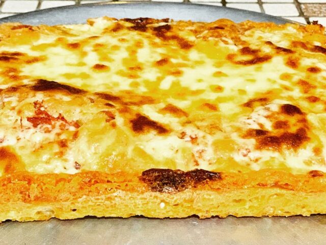 Junior Pizza Playa Jobos Isabela 3