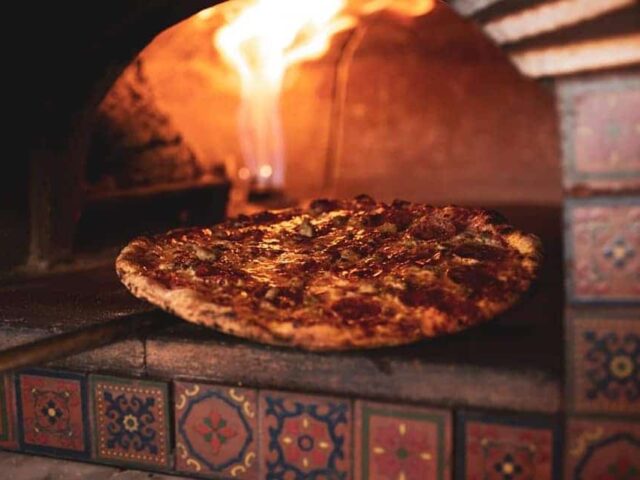 Magdalenes Pizza Aguadilla 4