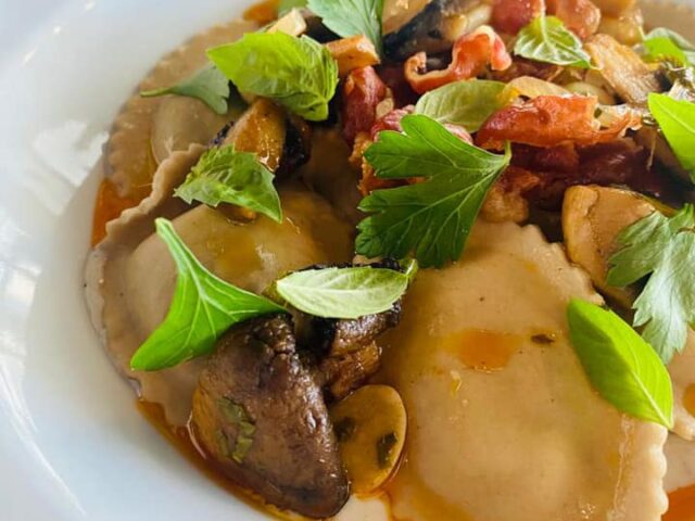 Ombra Italian Eatery Santurce 2 Ombra Italian Eatery Santurce 1