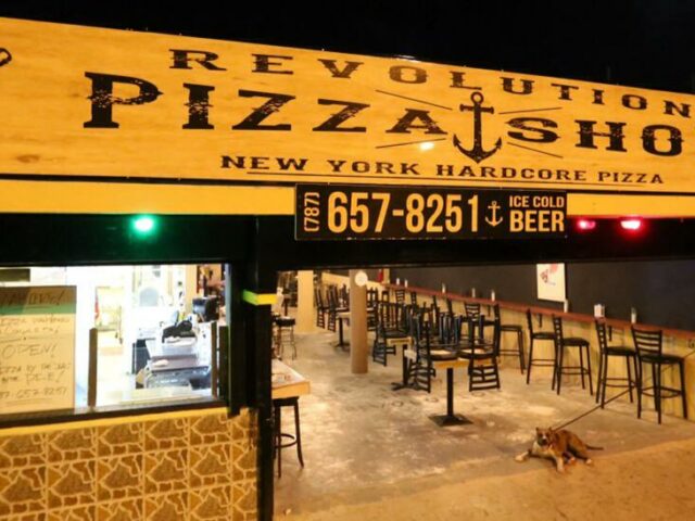 El 25 Grill & Crab House Luquillo 5 Revolution Pizza Shop Luquillo
