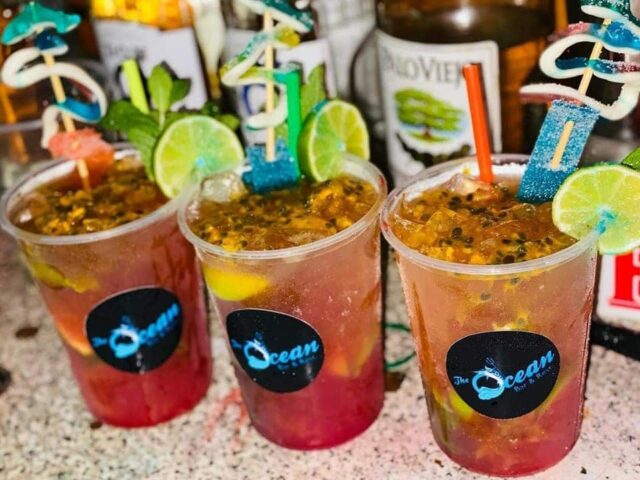 The Ocean Bar Pi√±ones 1