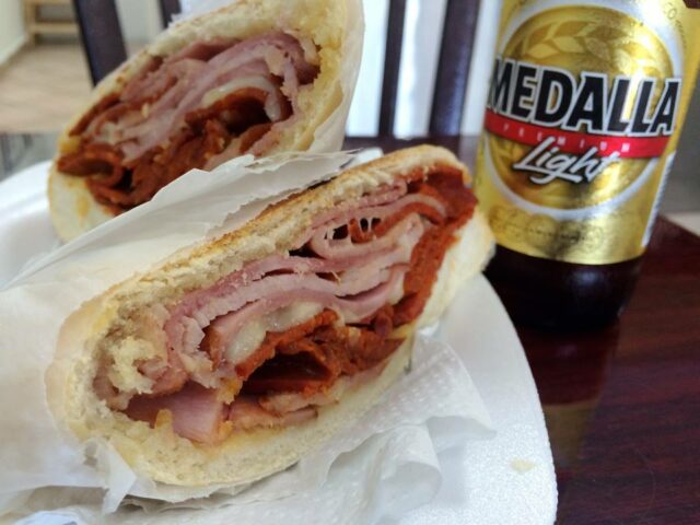 Billallo Café & Grill Guaynabo 6 Billallo Cafe Grill Guaynabo.5