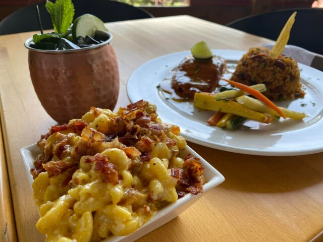 Dunbars Restaurant Guaynabo 4 Dunbars Restaurant Guaynabo.3