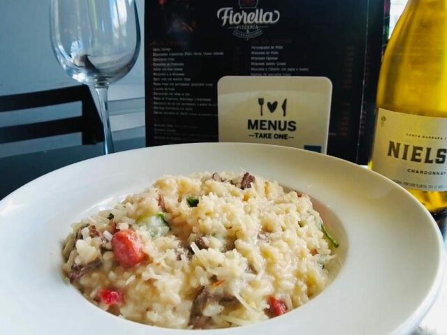 Fiorella Pizzería y Churrasquería Guaynabo 4 Fiorella Pizzeria y Churrasqueria Guaynabo.3